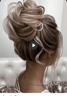 Bride Long Hair, Hair Inspiration Medium, Samantha Torres, Bridesmaid Hair Medium Length, Wedding Hair Up, Bridesmaid Hair Long, Mother Of The Bride Hair, Short Homecoming Hair, Bridesmaid Hair Makeup