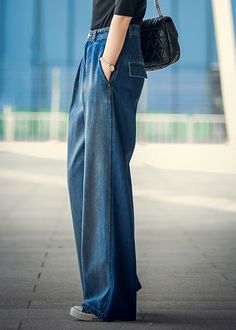 Moda Denim, Street Jeans, Streetwear Jeans, Middle Age Fashion, Loose Fabric, Pants Fit, School Looks, Autumn 2024, Baggy Pants