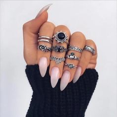 * Material -> Alloy Free Gift W/ Every Purchase >>Offer Friendly Closet<< >{ All Fair Values Accepted }< Ear Piercings Earrings, Jewelry Set Simple, Nails Rings, Earrings Triangle, Midi Ring Set, Antique Silver Rings, Gold Elephant, Carved Ring, Cable Bracelets