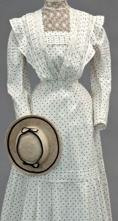 Edwardian Summer Dress, Edwardian Inspired Fashion, Edwardian Gowns, 1910s Fashion, Picnic Dress, Edwardian Dress, History Fashion, Womens Wedding Dresses