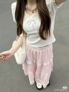 light pink aesthetic outfits (xkimikos) #lightpinkoutfit #coquette #pink Pink Skirt Outfits, Outfits For Spain, Pink Outfits, Pink Outfit, School Outfit, Modest Outfits