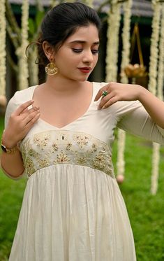 Onam Outfits Ideas Kurti, Kurthi Models Latest Onam, Onam Dress Anarkali, Onam Churidar Models, Onam Dress Ideas Kurti, Onam Outfits Ideas Churidar, Onam Special Kurtis, Onam Special Dress For Women, Onam Salwar Designs