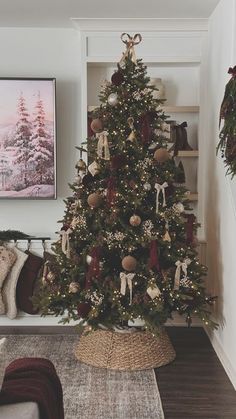 a decorated christmas tree in a living room