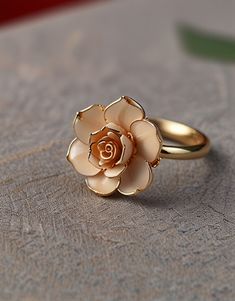 Camellia Flower Open Ring Women Rings Gold Design, Women Rings Gold, David Dubnitskiy, Stylish Jewelry Accessories, Beautiful Gold Rings, Unique Ring Designs, Unique Gold Jewelry Designs, Gold Earrings Models