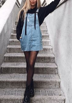 Autumn Look, Cool Summer Outfits, Outfit Trends, Van Cleef Arpels, Denim Overalls, Overall Dress, Fit Inspo, Mode Inspiration, Looks Vintage