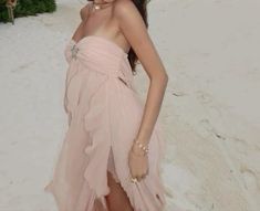 Strapless Maxi Dress Summer, Summer Beach Outfit, Strapless Maxi, Looks Street Style, Strapless Maxi Dress, Halter Maxi Dresses, Fairy Dress, Pink Maxi Dress, Summer Maxi Dress