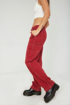 Utility Pants Outfit, Red Cargo Pants, Red Pants Outfit, Jogger Pants Outfit, Festival Shorts, Crimson Red, Red Pants, Refashion Clothes