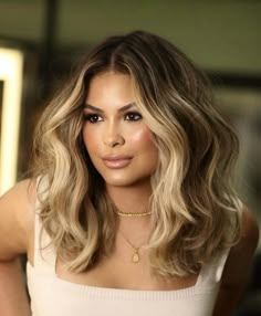 2024 Blonde Highlight Trends, 2024 Fall Blonde Trends, Summer 24 Hair Color Trends, Summer Hair 2024 Bronde, Blonde Hair Spring 2024, Beige Blonde Hair, Blonde Hair Shades, Short Brown Hair, Pinterest Hair