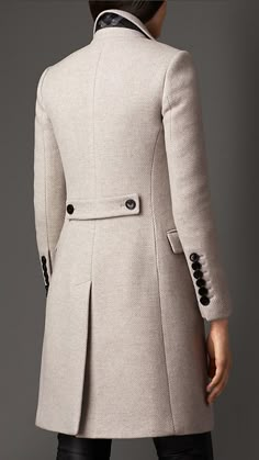 Virgin Wool Cashmere Herringbone Chesterfield | Burberry Grey Outfits, Mode Tips, Women Overcoat, Grunge Look, Coat Outfits