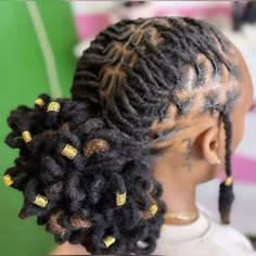 #msnhe #mississippinaturalhairexpo #mississippi #naturalhair #naturalhairstyles #locstyles #locstylesforwomen #blackhairstyles Cute Dread Hairstyles, Loc Styles Women, Regular Hairstyles, Loc Buns, Loc Color Ideas, Cute Loc Styles, Retwist Styles, Female Loc Styles, Female Dreadlocks