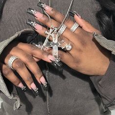 Silver Outfits, Grunge Nails, Y2k Nails, Family Jewels, Aesthetic Y2k, Funky Jewelry, Chrome Nails, Girly Jewelry, Aesthetic Makeup