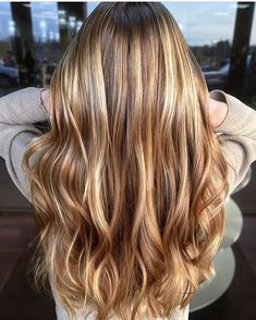 Caramel Honey Blonde Balayage, Blonde Hair Honey Caramel, Blonde Balayage Honey, Carmel Hair Color, Honey Balayage, Honey Hair Color, Balayage Blond, Blond Balayage, Brunette Balayage