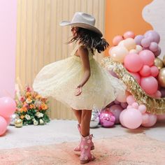 Twirl. Spin. Play Your little's dreams will come true with this pretty little daisy print tulle dress! _________________________________________________ Cotton and Tulle Fabric Dreams Will Come True, Sunny Dress, Dress Cotton, Played Yourself, Daisy Print, Sherpa Jacket, Tulle Fabric, Tie Dress, Tulle Dress