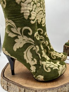 Elegant Green Heeled Boots With Round Toe, Elegant Green Round Toe Heeled Boots, Elegant Green Ankle Boots, Elegant Green Heeled Boots For Fall, Elegant Fitted Green Boots, Elegant Fitted Green Heeled Boots, Velvet Knee High Boots, Comfy Boot, Green Boots