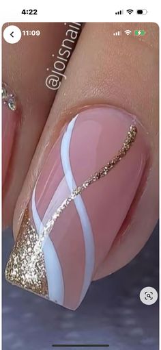 Luxury Nails Classy Short, Nails For Cruise Vacations 2024, Nails With Line Designs, Different French Manicure Ideas, Mail Art Ideas, Fancy Nail Art, Manicure Nail Designs, Fall Nail Art Designs