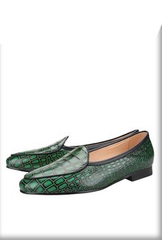 Experimente el máximo estilo y comodidad durante todo el día con estos mocasines para hombre con patrón serpentino - Zapatos para hombre de Guocali . Fabricados en piel auténtica y con plantilla de piel y suela de goma, estos zapatos sin cordones de Guocali ofrecen una calidad y durabilidad de primera categoría. Realza cualquier look informal con su cautivador estampado, elevando tu estilo con cada paso que das. Perfecto para cualquier atuendo informal, su llamativo y audaz patrón serpentino hac Green Leather Slip-on Oxfords, Green Leather Slip-on Loafers, Green Slip-on Leather Shoes For Galas, Green Leather Business Moccasins, Green Leather Plain Toe Loafers, Green Slip-on Oxfords For Business, Green Plain Toe Loafers With Leather Sole, Green Leather Sole Loafers With Plain Toe, Green Slip-on Moccasins For Formal Occasions