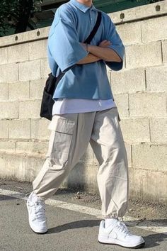 Soft Boy, Mens Trendy Outfits, Men's Outfits, Mens Outfit Inspiration, Mens Fashion Streetwear, Cool Outfits For Men, Stylish Mens Outfits