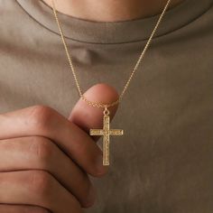 Jewelry Photography Styling, Mens Gold Jewelry, Gold Cross Necklace, Mens Chain Necklace, Gold Cross Pendant, Gold Locket, Boyfriend Anniversary Gifts, Textured Design, Mens Pendant