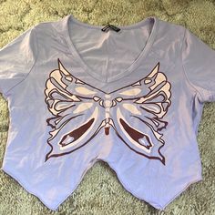 Never Worn! Purple Y2k Short Sleeve Tops, Purple Butterfly Top, Cheap Summer T-shirt With Butterfly Print, Cheap Butterfly Print T-shirt For Summer, Pink Short Sleeve T-shirt With Butterfly Print, Butterfly Top, Shein Tops, Purple Butterfly, Crop Tops