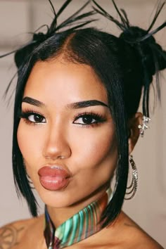 From baby braids to spiky buns. Easy Festival Hair, Half Up Curls, Voluminous Ponytail, Concert Hairstyles, Black Ponytail Hairstyles, Romantic Updo, Jhene Aiko, Glamour Beauty, Edgy Hair