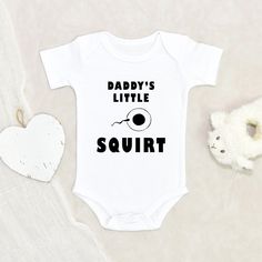 New Born Baby Onesie Funny Baby Onesie Daddy's Little Squirt Baby Onesie Funny Baby Clothes Funny Sayings Onesie HOW TO ORDER:1) Choose onesie2) Select design color if applicable3) Enter customization in “Add your personalization” field4) ADD TO CART5) Select from our shipping class optionsONESIE SIZES0-3 Months :: 21-24 in. / 6-12 Ibs.3-6 Months :: 24-26 in. / 12-16 Ibs.6-9 Months :: 26-28 in. / 16-20 Ibs.12 Months :: 28-30 in. / 20-24 Ibs.PERSONALIZATIONIF the item includes personalization, en Cameron James, Baby Clothes Funny, Onesie Ideas, Funny Baby Shirts, Funny Baby Onesie, Baby Announcement Photoshoot, Funny Baby Clothes, Funny Onesies