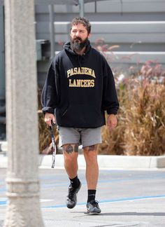 Shia Labeouf 2023, Minimal Streetwear, Shia Labeouf, Hipster Man, Mens Spring Fashion, Street Style Outfits Men, Mens Outfit Inspiration