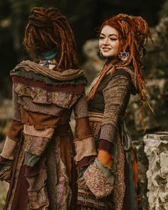 dreadlocks & dreamscapes on Instagram: “My good friend @crystalcocoonclothing is having a new release on her muted toned @misskatwise inspired jackets November 26th 8 am cst. So…” Red Dreads, Rasta Hair, 100 Faces, Dread Braids, Dreads Girl, Beautiful Dreadlocks, Dread Hairstyles, Hair Summer