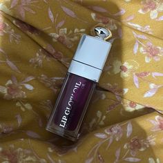 Dior Lip Glow Oil Color: Berry - Berry Size 0.2 Oz/ 6 Ml New W/O Boz Dior Lip Glow Oil, Makeup Dior, Lip Glow Oil, Dior Lip, Dior Lip Glow, Glow Oil, Berry Berry, Oil Color, Dior Makeup