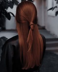 Dark Ginger Hair, Red Hair Inspo, Ginger Hair Color, Hair Color Auburn, Long Red Hair, Auburn Hair, Red Hair Color, Hair Inspiration Color, Long Red