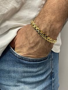 ➣ High quality 14K Yellow Gold 7" 8.25" Lite Miami Cuban Bracelet, 9.5mm Wide, Curb Bracelet, Real Gold Bracelet, Unisex, Men ➣ MATERIAL: 14K Yellow Gold  ➣ Hollow ➣ Closure: Box   ➣ Weights:  7" - 10.45 gram 8.25" - 11.8 gram White Gold - 8.25" - 12.1 gram  ◈ Please note that weights are approximate. ➣ If you need a specific length, please message us. Explore more gold bracelets. https://www.etsy.com/shop/MarinaMJewelry?ref=seller-platform-mcnav&search_query=gold+bracelet ➣ SHIPPING: ◈ We alway Luxury Tarnish-resistant Yellow Gold Cuban Link Bracelet, Gold Bracelets For Men, Real Gold Bracelet, Cuban Bracelet, Father Time, Gold Vermeil Jewelry, Gold Armband, Miami Cuban, Gold Bracelets