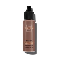 What it is: Airbrush Root & Hair seamlessly blends with existing hair color to cover grays, hair roots, and fills in thinning areas. What it does: Extends the time between color treatments by expertly covering hair roots and grays while instantly creating the appearance of thicker, fuller hair. Can also be used to add highlights and lowlights without the salon visit. Why you'll love it: This formula is great to touch up your roots in between color sessions and blends in color at the root for a s Airbrush Makeup Kit, Spray Foundation, Hair Highlight, Airbrush Accessories, Airbrush Foundation, Body Foundation, Corrector Concealer, Face Spray, Hair Roots