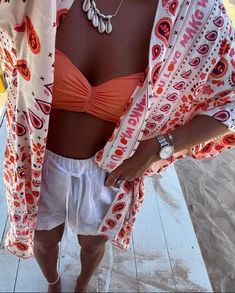 Salty Outfits, Aura Clothing, Portugal Outfits, Tropical Vacation Outfits, Summer Holiday Outfits, Salty Hair, Vacation Outfit, Fit Ideas