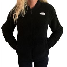 Price Is Firm, Retail $120 So No Offers Please!! Women's The North Face Osito Bomber Full Zip Sherpa Fleece Jacket New Without Tags: Brand New, Never Worn. The North Face Sherpa, Sherpa Fleece Jacket, The North Face Jacket, Sherpa Coat, Fleece Coat, Black North Face, Zipper Jacket, Womens Size Chart, North Face Women