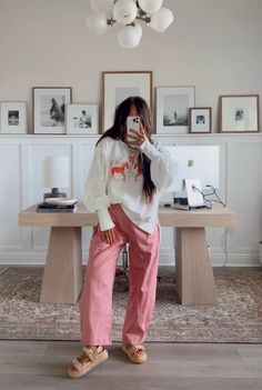 Ella Cobb's Amazon Page Ella Cobb, Freepeople Style, Thrift Inspo, Teaching Outfits, Mom Fashion, Casual Outfit Inspiration, Ootd Inspo, Closet Goals, Fall Fits