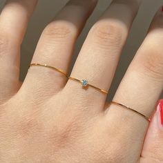 Faster shipping. Better service Minimalist Accessories Jewellery, خواتم خطوبة, Hand Jewelry Rings, Fancy Jewelry Necklace, Pretty Jewelry Necklaces, Minimalist Accessories, Gold Rings Fashion