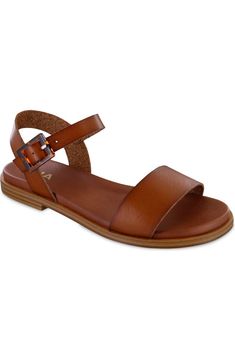 Modern Sandals With Single Ankle Strap, Modern Ankle Strap Sandals With Single Strap, Modern Single Strap Ankle Strap Sandals, Modern Flat Heel Footbed Sandals With Buckle Closure, Modern Ankle Strap Footbed Sandals For Beach, Modern Footbed Sandals With Ankle Strap For Beach, Modern Footbed Sandals With Buckle Closure, Adjustable Buckle Closure Flat Slingback Sandals, Modern Footbed Sandals With Adjustable Strap