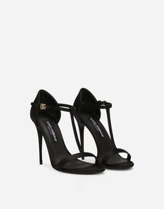 Satin sandals with DG logo: Black 105-mm heel Kidskin insole with branded label Branded leather sole Item comes with a branded dust bag Made in Italy Woman Sandals, Chelsea Boots Mens, Satin Sandals, Wedges Black, Dg Logo, Chelsea Boots Men, Stiletto Sandals, Leather Clutch Bags, Slingback Heel