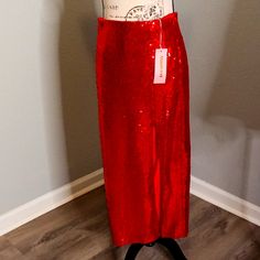 This Is A Gorgeous Maxi Long Sequin Skirt Red Holiday Evening Skirt, Long Sequin Skirt, Sequin Skirt Long, Lady In Red, Sequin Skirt, Sequin, Womens Skirt, Skirt, Red