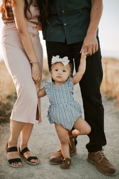 outdoor family session poses, family of 3 pictures, family of 3 poses, toddler poses, toddler family pose ideas, Anne Burgess Photography, family wardrobe ideas, toddler wardrobe Family Session Poses, Fall Photoshoot Family, Denim Attire, Outdoor Family Photoshoot, Family Photo Outfit Ideas, Toddler Poses, First Family Photos, Family Photo Outfit, Outfit Ideas For Spring