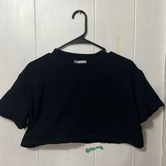 -Never Worn -Nwot Black Cropped Top With Relaxed Fit, Black Cropped Shirt For Spring, Black Cropped Shirt For Spring Casual Wear, Casual Black Cropped Short Sleeve Shirt, Black Casual Cropped Shirt For Spring, Casual Black Relaxed Fit Crop Top, Trendy Black Zara Shirt, Trendy Black Cropped Tops, Zara Black Tops For Spring