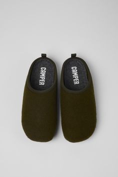 Green wool men’s slipper. With removable EVA insole and rubber outsole. Our iconic Wabi slipper inspired by Japanese minimalism is designed with fewer components to help reduce environmental impact. So cozy you'll never want to take them off. Japanese Slippers, Green Slippers, Men Slippers, Japanese Minimalism, Camper Shoes, Slippers For Men, Shoes Heels Wedges, Slipper Sandals, Spring Summer Collection