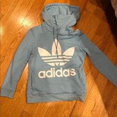 Never Worn Hoodie. Size Small Light Blue Casual Sweatshirt For Sports, Blue Hoodie With Adjustable Hood For Spring, Light Blue Crew Neck Hoodie For Spring, Light Blue Athleisure Sweatshirt For Winter, Blue Hooded Hoodie For Spring, Nike Crew Neck Hoodie For Spring, Nike Hoodie With Ribbed Cuffs For Spring, Nike Casual Hoodie For Spring, Trendy Blue Sweatshirt For Sports