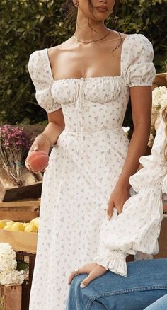 Fashionable Outfits Summer, Clothes Aesthetic Summer, Casual Summer Outfits Dresses, Aesthetic Clothes Outfits, Summer Clothes Aesthetic, Summer Outfits Dresses, Summer Outfit Aesthetic, Romantic Dresses, Cooler Style