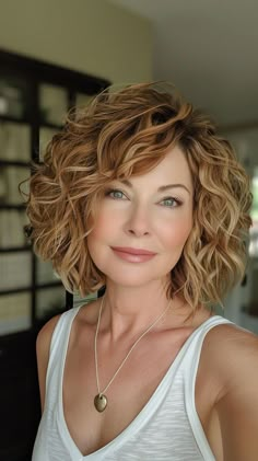 Older Woman Curly Hair, Medium Length Curly Hair, Haircuts For Women Over 50, Curly Hair Women