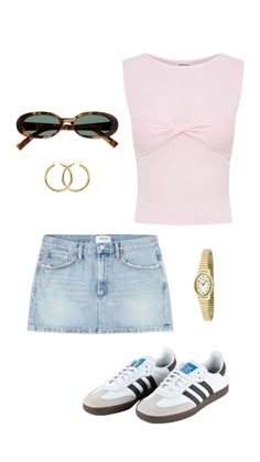 Ny Summer Outfits, Preppy Jean Shorts, Baseball Game Fits, Top Summer Outfits, Preppy Beach, Slay Outfits, La Outfits, Preppy Summer Outfits, Europe Outfits