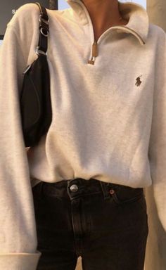 Urban Outfitters Outfit, Matilda Djerf, Polo Sweatshirt, Instagram Outfits, Trik Fotografi, Jeans Outfit, Inspiration Mode