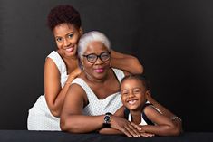 Daughter Mother Photoshoot Picture Ideas, Black Generational Family Pictures, Generations Photoshoot, Generation Pictures, Daughter Photoshoot