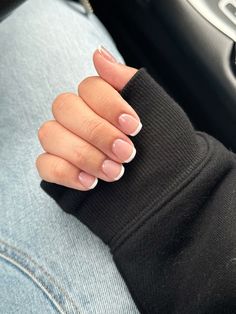 Short French tips nail design 🌸  📷: kim42c Simple French Manicure For Short Nails, Short Shellac French Tip Nails, Short French Nails Squoval, Simple Nails Short French Tips, Short Nail Bed French Tip, Non Acrylic French Tips, Very Simple Short Nails, Nails Short For School, Gel Nails French Tip Short