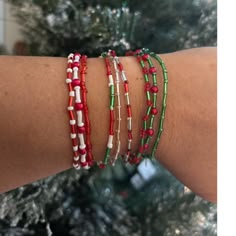 Set of 3 Christmas themed bracelets Beaded Christmas Bracelets, Themed Bracelets, Braided Bracelet Diy, Bracelets Ideas, Winter Jewelry, Bracelets Design, Wrist Jewelry, Christmas Bracelet