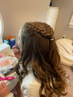 Two Braids Into Half Up Half Down, Hairstyles Hair Out Of Face, French Braid Half Up, French Plait Hairstyles Half Up, Cute Hairstyles With Hair Down, Dutch Braids Half Up Half Down, Hairbraidstyles Simple, Cheer Hairstyles Half Up Half Down, Braid Ideas For Medium Hair